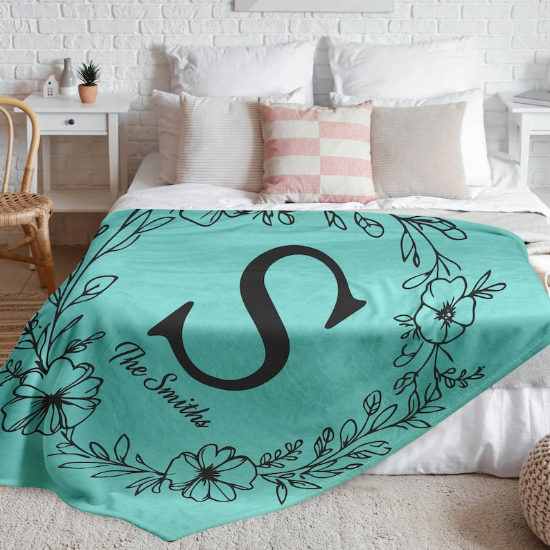 Custom Family Name Blanket, Last Name Initials Blanket, Wedding Anniversary Birthday Gifts for Family, Gifts for Mom and Dad, Home Decor